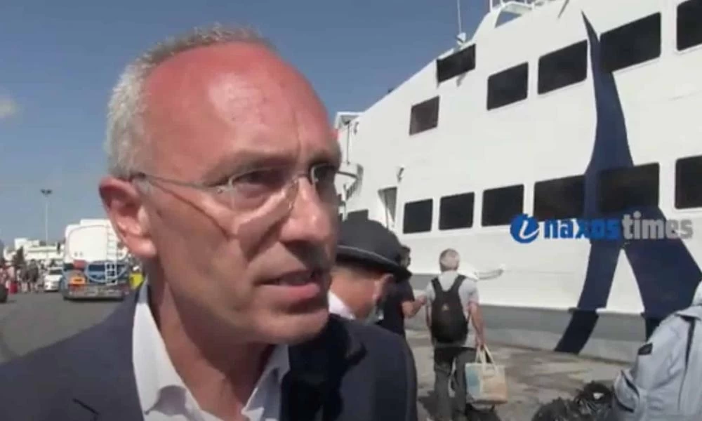 Φολέγανδρος: Ο δικηγόρος του καθ’ ομολογία δολοφόνου προσπαθεί να τον βγάλει τρελό;